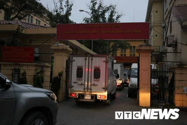 27157394_1433819296740349_1483025042_n 8