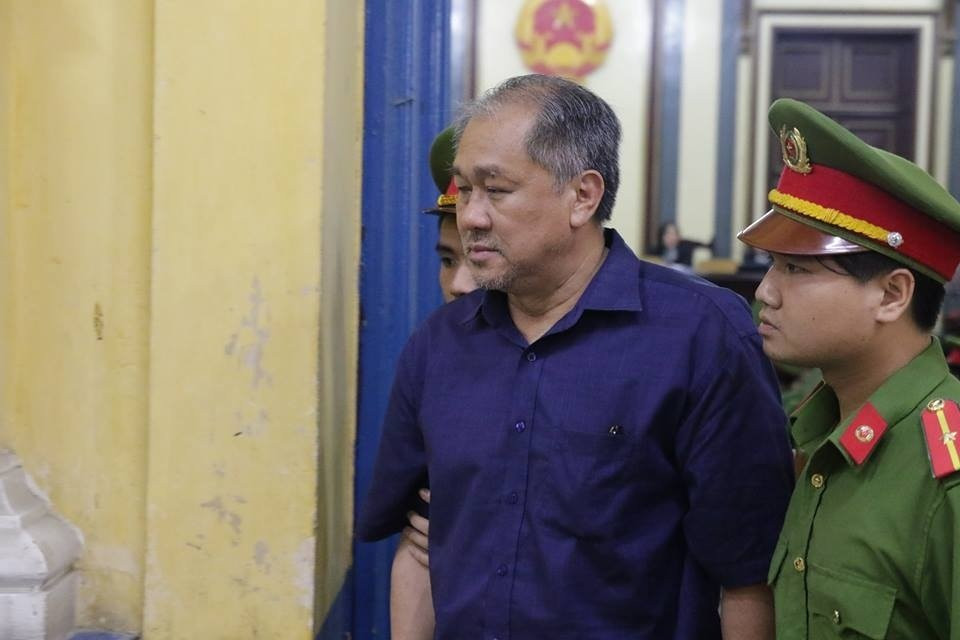 truc-tiep-xet-xu-dai-an-vncb-181-hdxx-de-nghi-pham-cong-trung-co-mat-de-luat-su-hoi