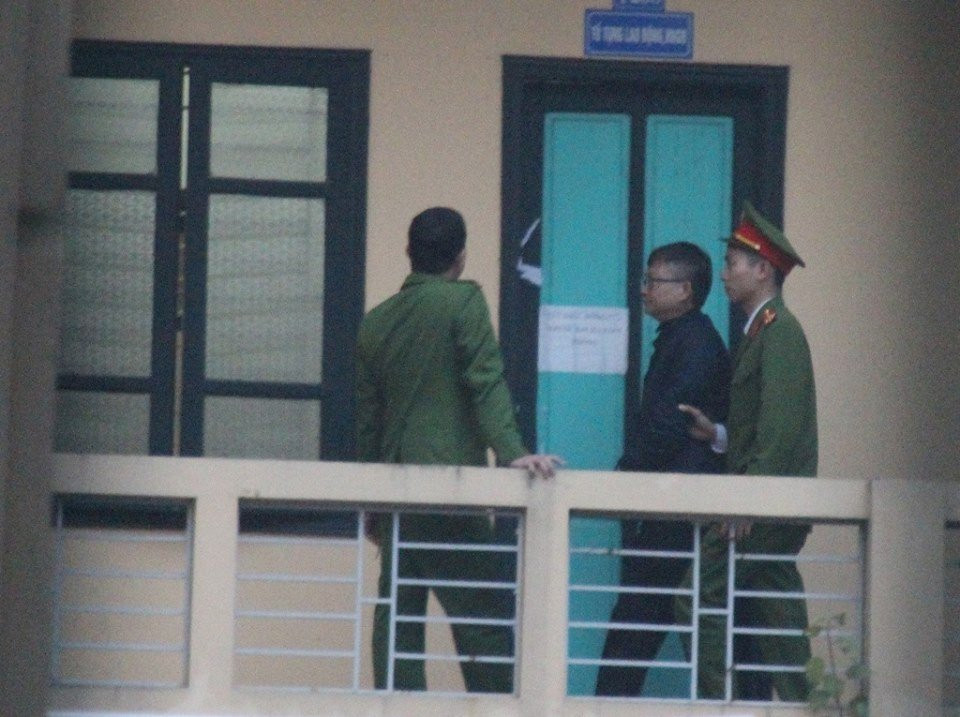 27292570_1324369941000968_1834435047_n