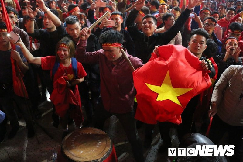 27294125_1439210082867937_40765935_n 3