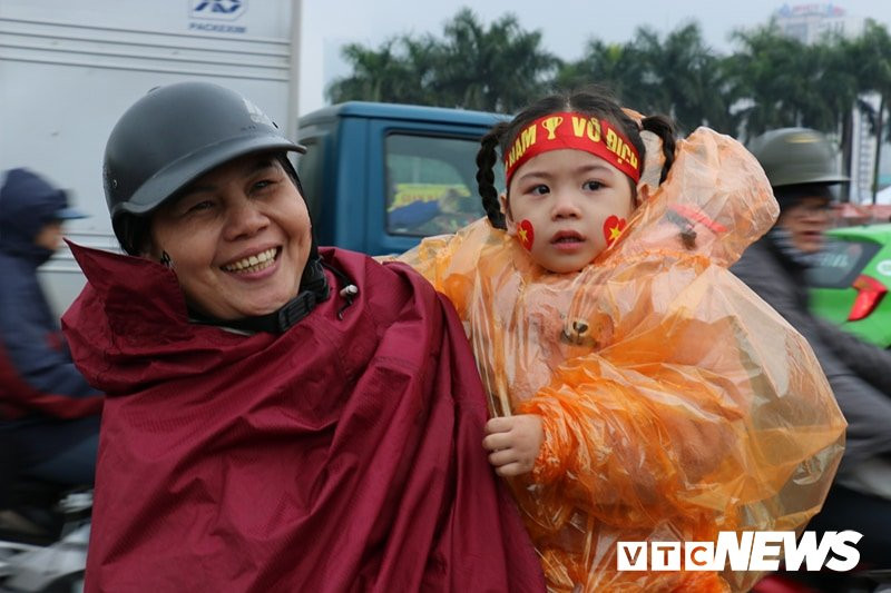 27294787_1439026209552991_908045611_n