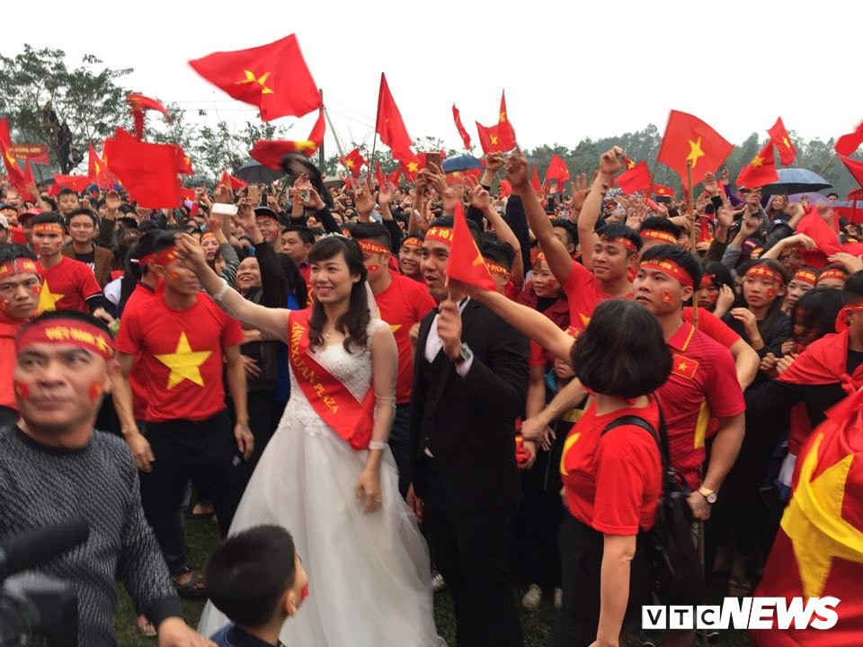 27497529_982804175206985_1405106873_n