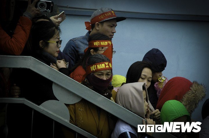 27399718_1300790526734311_1187985368_n 5