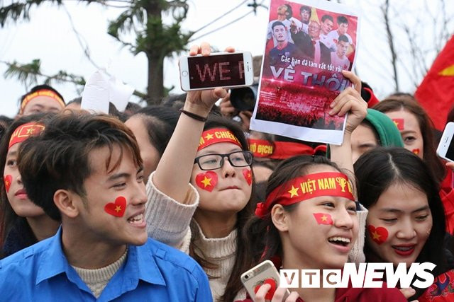 27399766_1439915282797417_1817237230_n 14