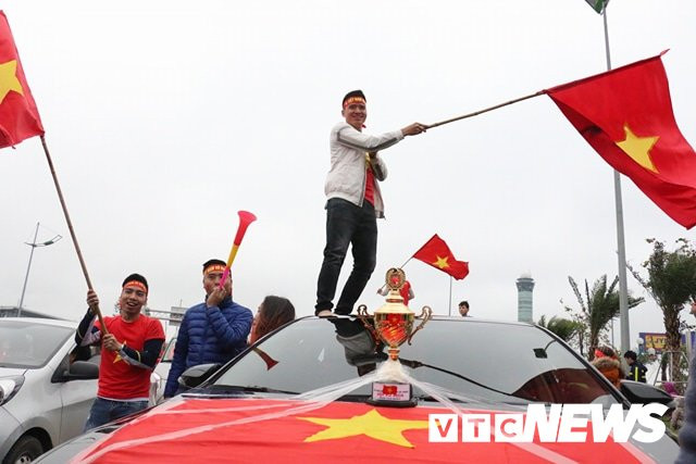 27400341_1439915376130741_1533193491_n 15