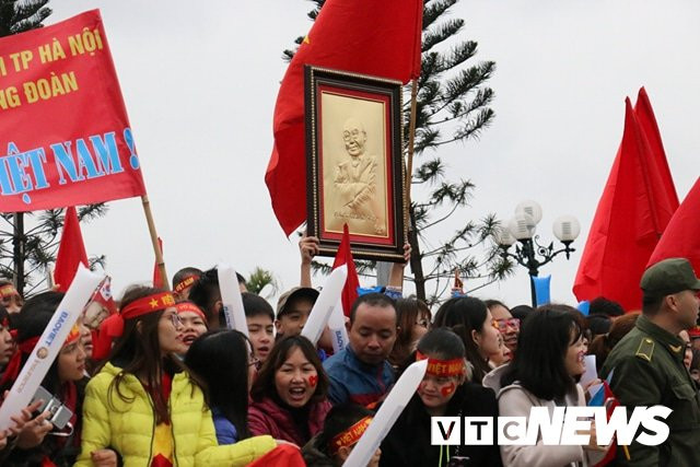 27496106_1439915992797346_447277926_n 15