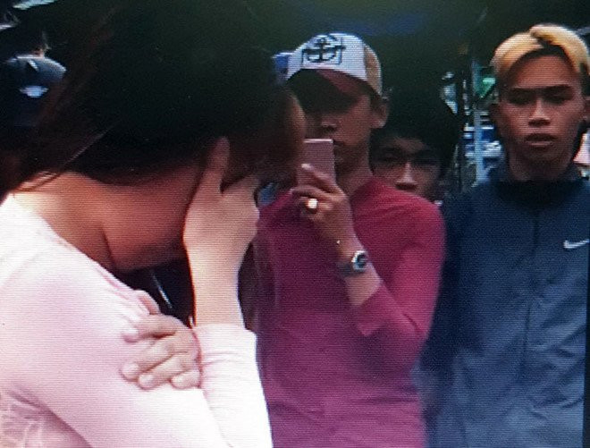 Tuong cong an len tieng vu beu rieu nguoi mua ban dam giua pho hinh anh 2