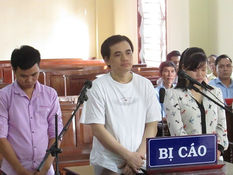 lua-dao-chiem-doat-tai-san_todz