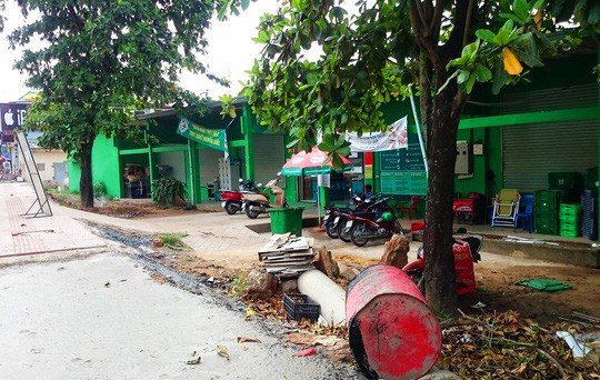 Mâu thuẫn chuyện nuôi con, chồng đâm vợ rồi tự sát - Ảnh 2.