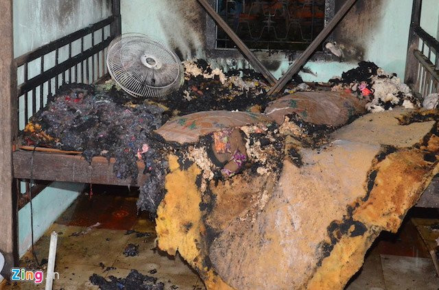 Con re ghen voi cha vo, phong hoa dot nha lam 3 nguoi bi thuong hinh anh 1