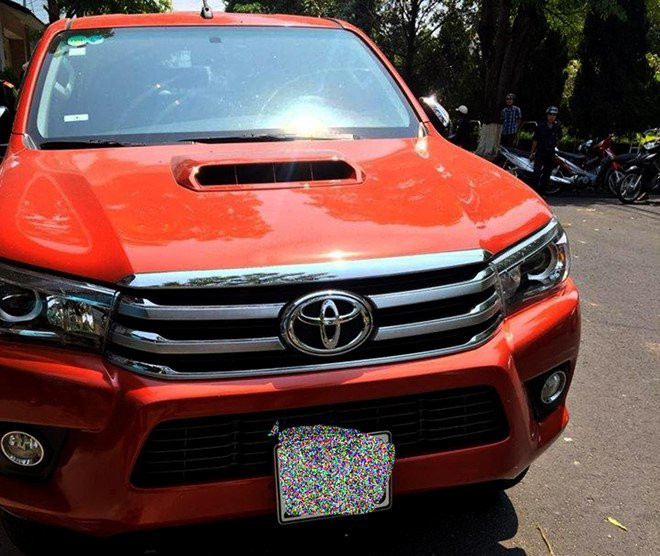 Hon tram canh sat truy lung 2 nghi can ban chet nguoi tron giua rung hinh anh 1