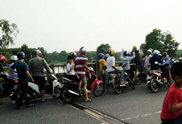 Cuu co gai nhay cau, thanh nien bi nuoc cuon tu vong hinh anh 1