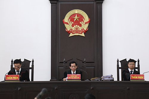 Hoi-dong-xet-xu-JPG-6871-1523418714