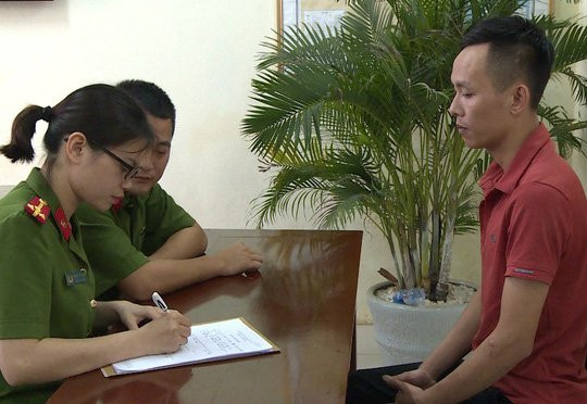 Phá đường dây ghi lô đề 100 tỉ đồng sử dụng điện thoại thông minh - Ảnh 2.