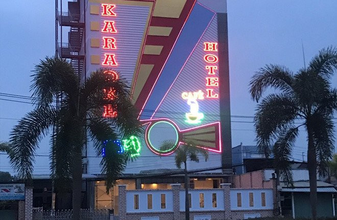 Ky luat canh sat co lien quan vu no sung tai quan karaoke hinh anh 1