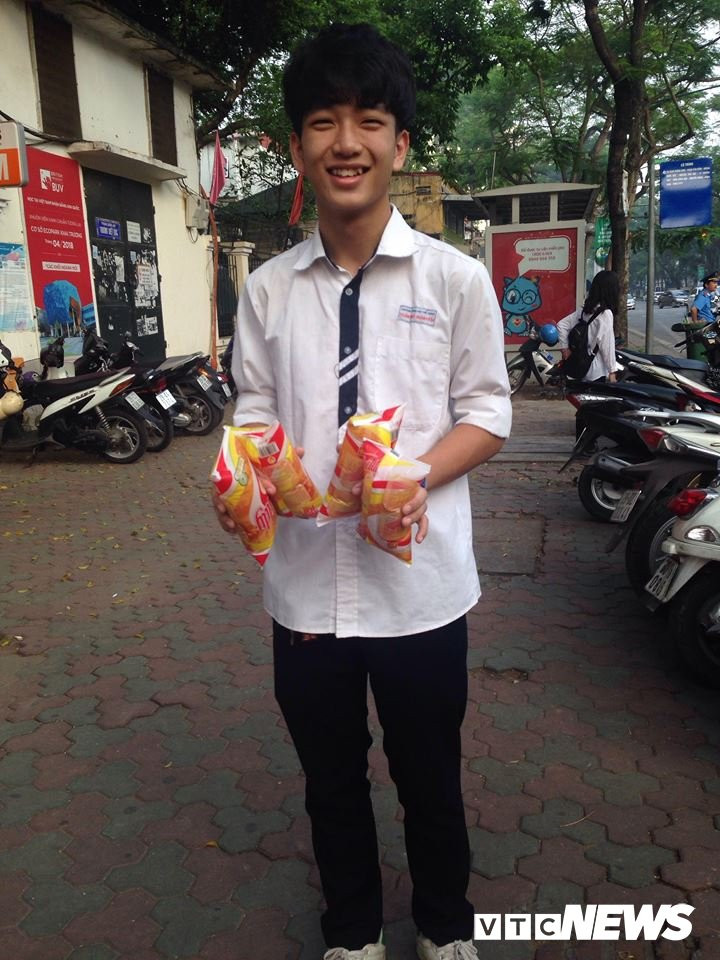 34561827_1344064905696702_965145852253306880_n 10