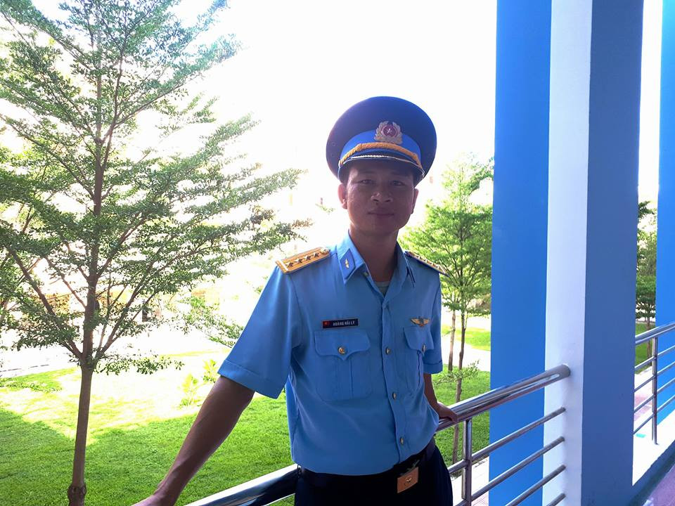 34593430_111820299713562_4067279178284662784_n