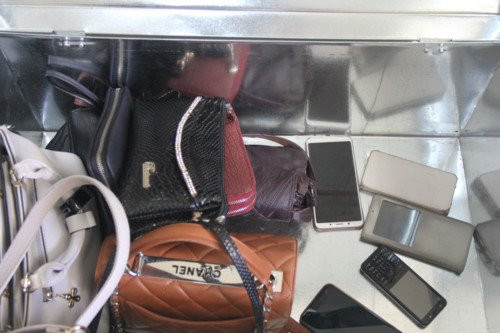 Ben trong khu vuc cham thi THPT quoc gia 2018 dien ra nhu the nao? hinh anh 6