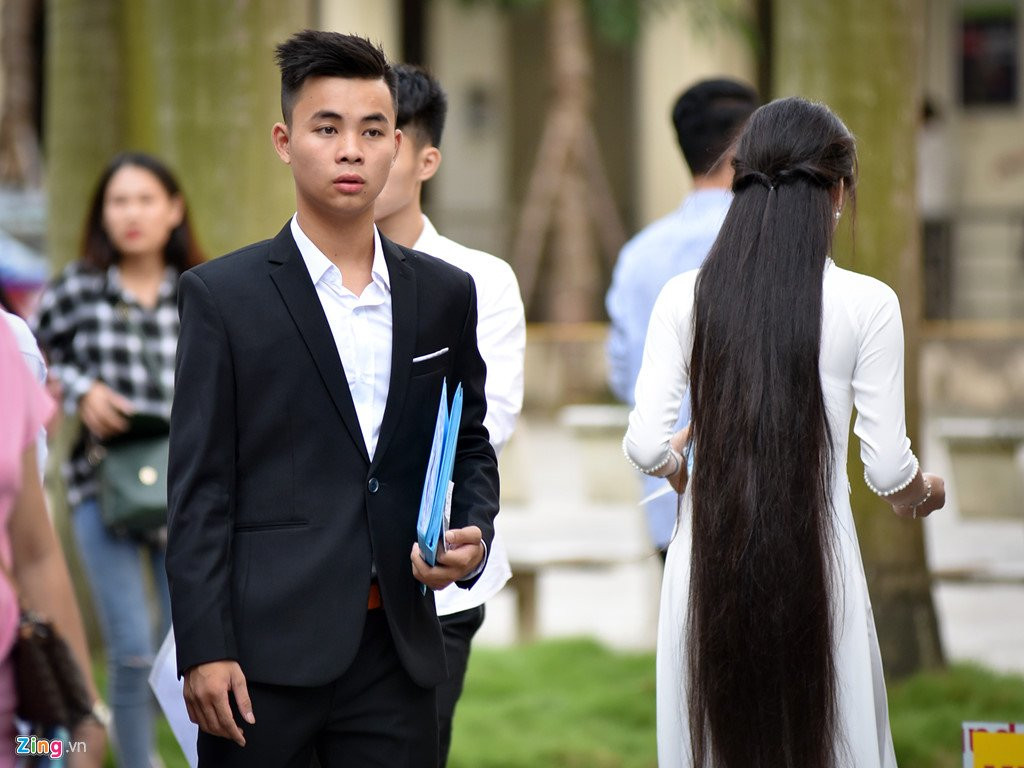 Nu si tu mac dep, linh kinh do nghe thi nang khieu vao dai hoc hinh anh 8