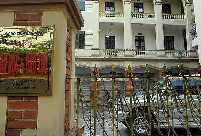 Nghi-van-diem-thi-o-Ha-Giang-Thi-sinh-tu-do-co-diem-cao-gay-soc-ha-giang-1531752650-5-width665height449