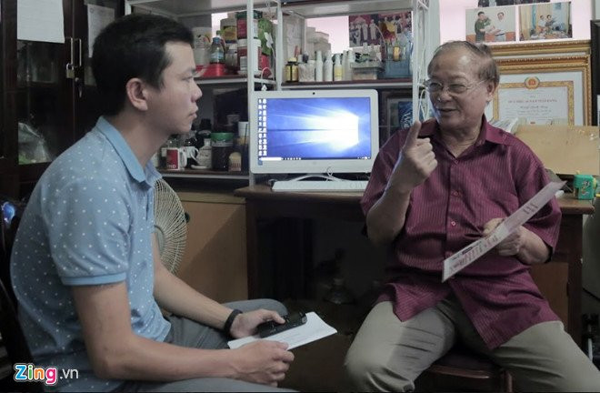 Kinh hien vi dien tu se giup khoi phuc bai thi trac nghiem bi tay xoa hinh anh 2