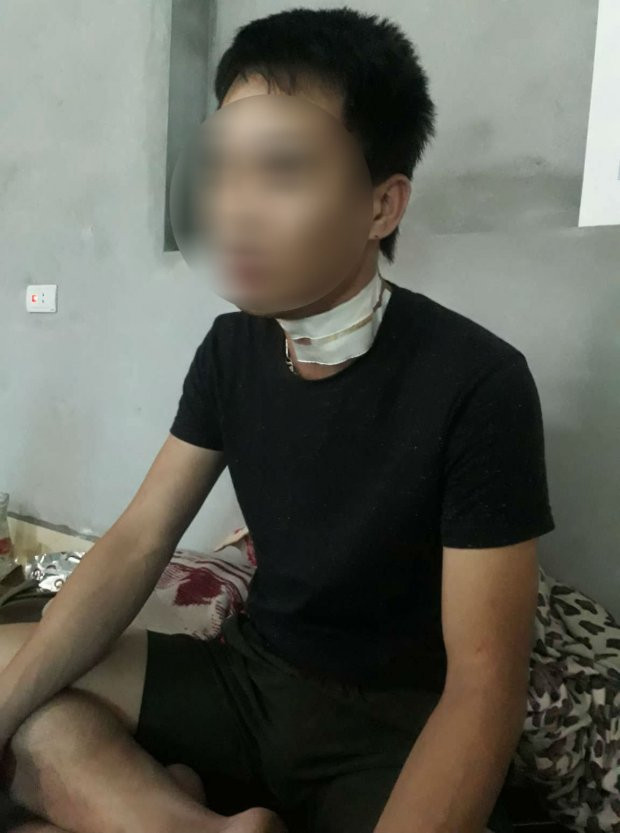 Tài xế taxi bị khách cứa cổ trong đêm ở Bắc Ninh