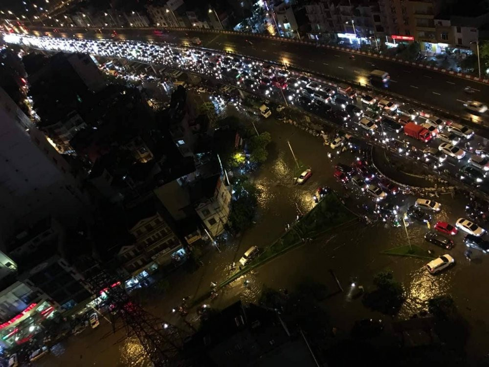 38085773_10204839534984085_4055553573969199104_n 22