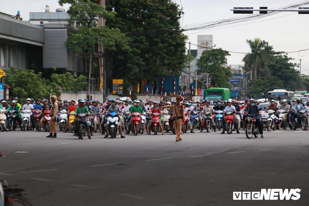 40628589_300531807417351_7156501815444373504_n 9