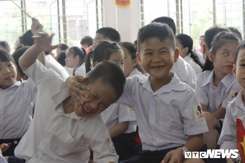 40905566_1799087146835546_3291616610137145344_n 5