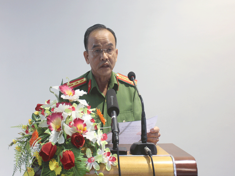 Kẻ cướp ngân hàng tự tử khi bị công an bắt giữ - ảnh 1