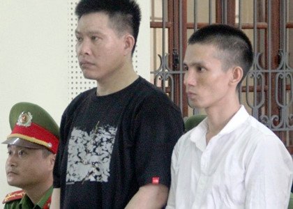 Buon 20 banh heroin, 2 nguoi nhan an tu hinh anh 1