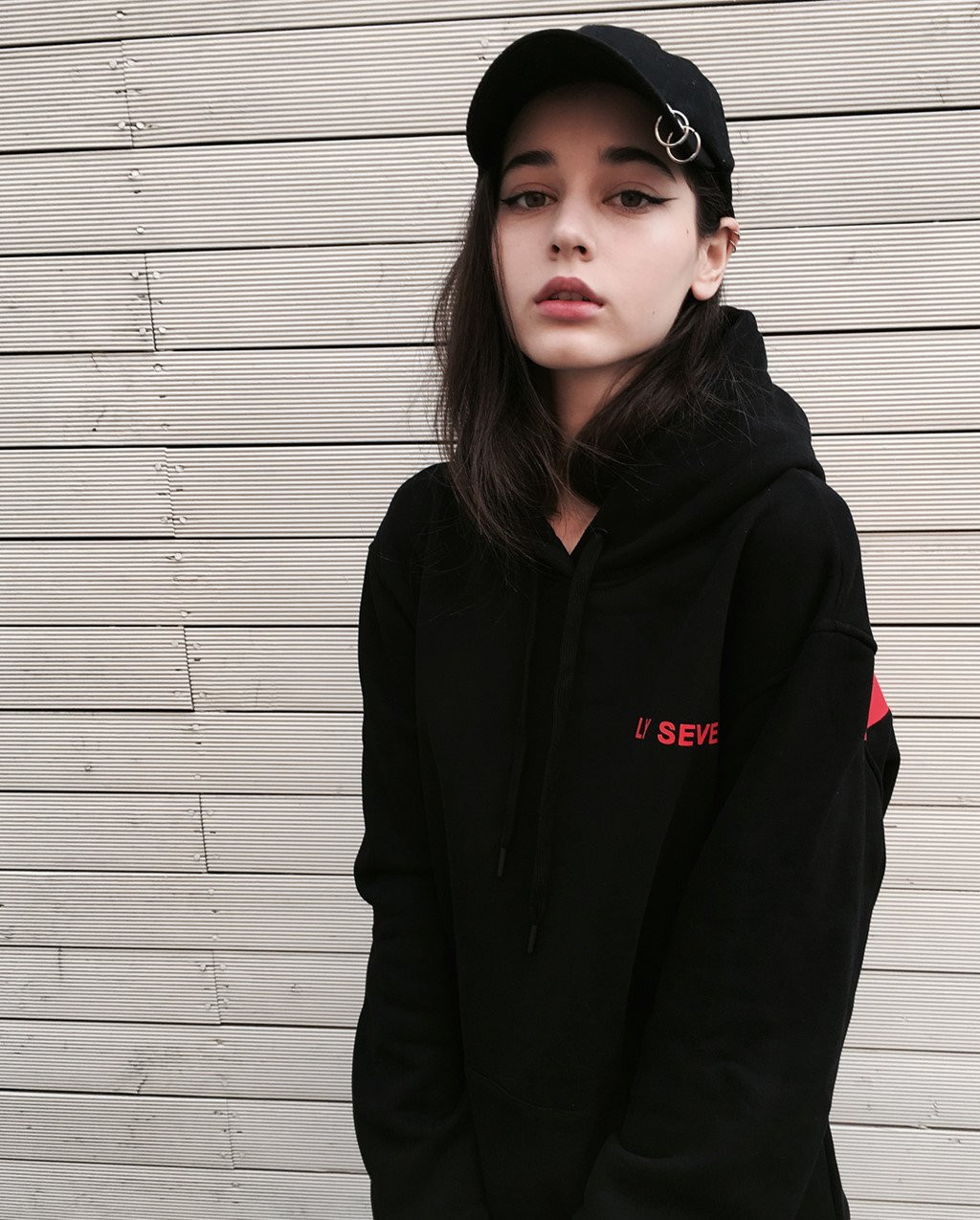 Hot girl Ukraine noi tieng o Trung Quoc vi xinh nhu bup be, cao 1,76 m hinh anh 16