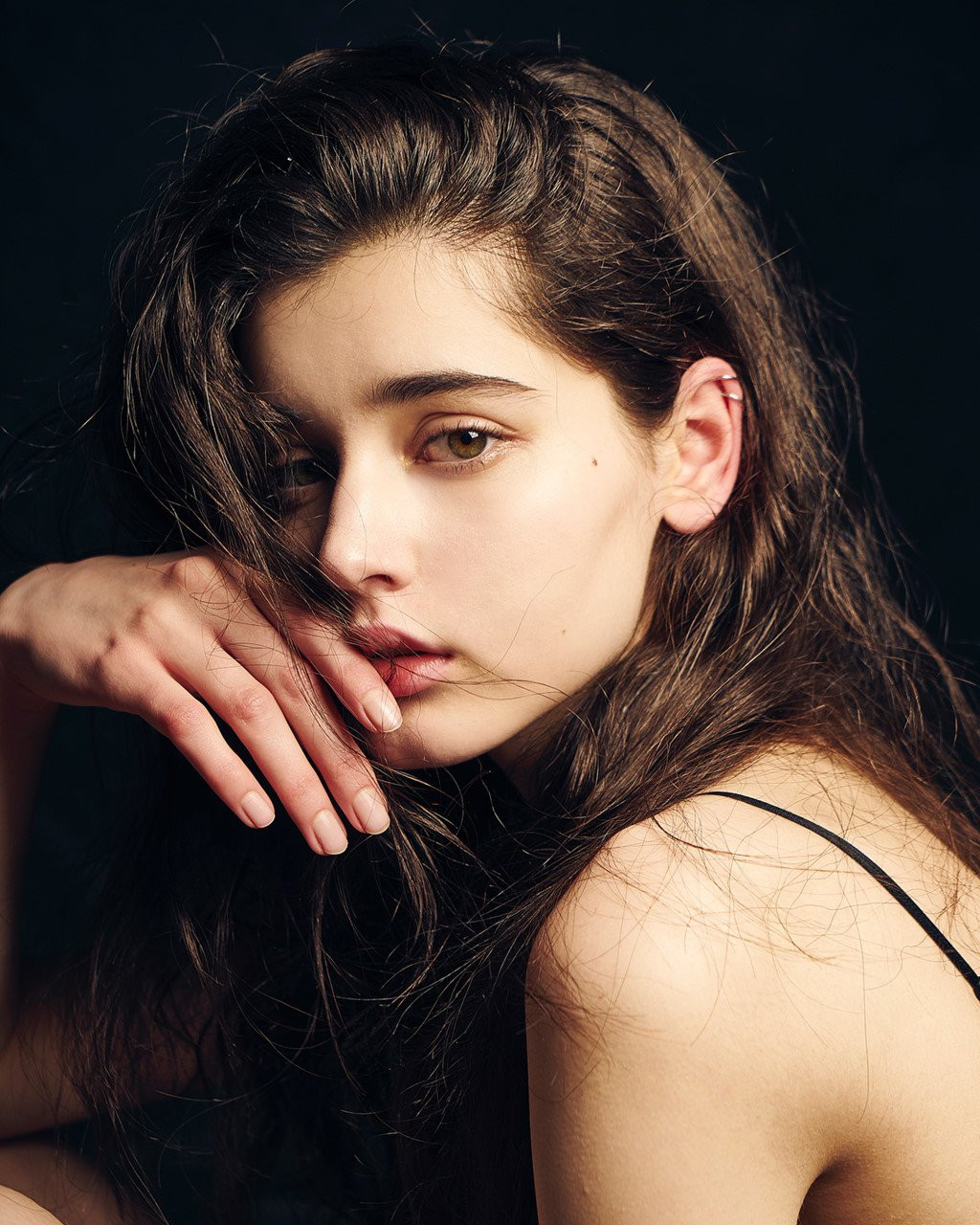 Hot girl Ukraine noi tieng o Trung Quoc vi xinh nhu bup be, cao 1,76 m hinh anh 11