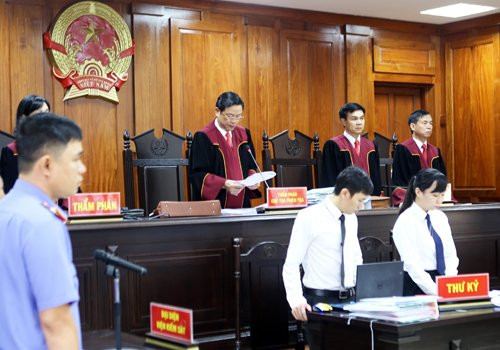 pham-cong-danh-2-1484-1544593641