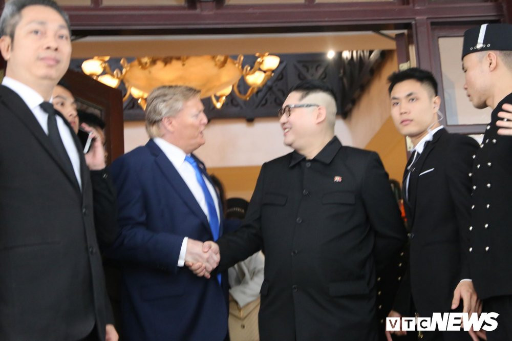 53142870_306926963349740_8192420246175350784_n 9