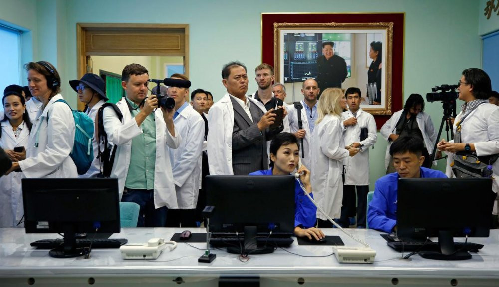 nha-may-sx-my-pham12 12