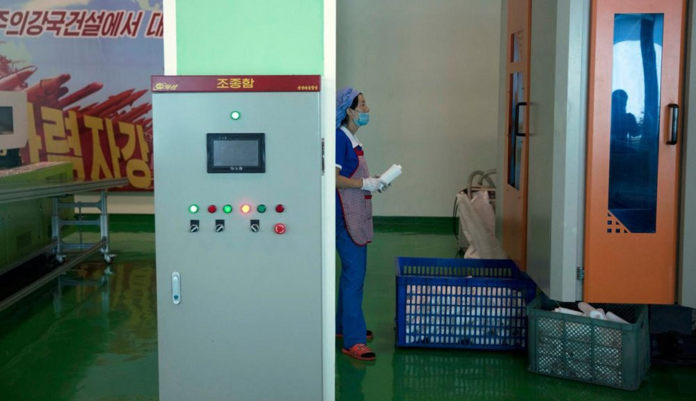 nha-may-sx-my-pham4 5