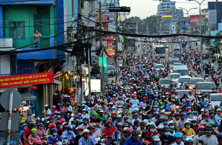 Sài Gòn kẹt xe tứ bề, dân ngao ngán cực đỉnh