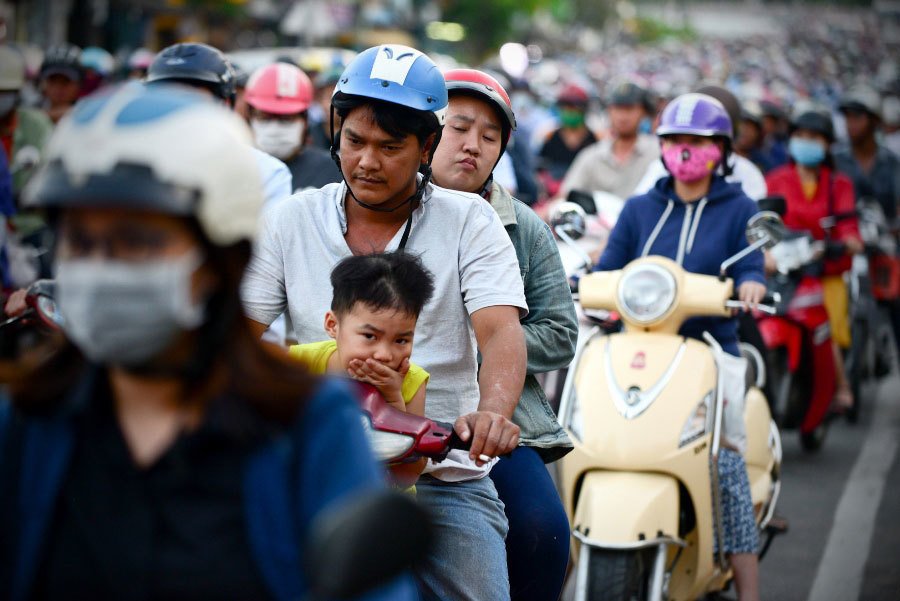 Sài Gòn kẹt xe tứ bề, dân ngao ngán cực đỉnh