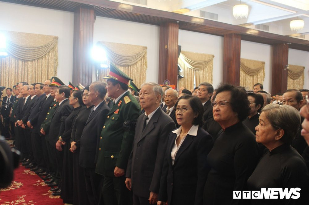 le-tang-dai-tuong-le-duc-anh-tphcm-2 16