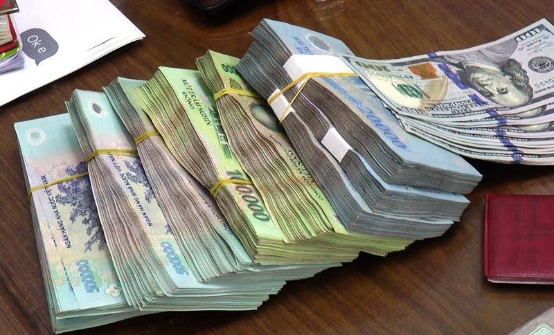 tien-mat-rat-lon-trong-vu-an-ca-do_arac 3