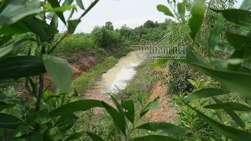 cong-an-tinh-dong-nai-vao-cuoc-vu-san-lap-ho-chua-nuoc-thai-1