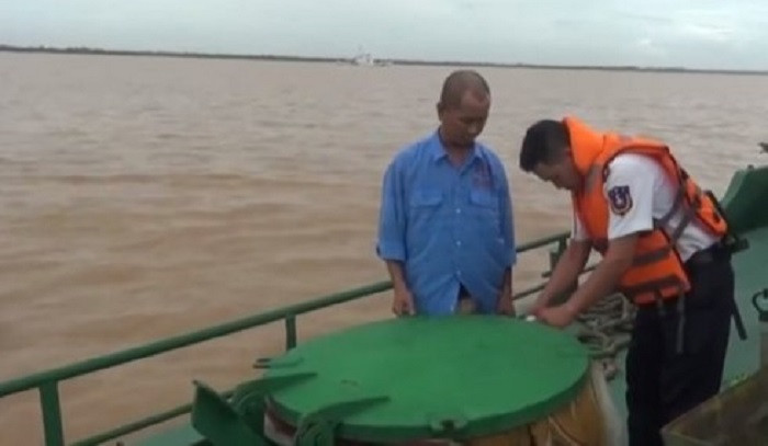 xang-dau-gia-1557351 3