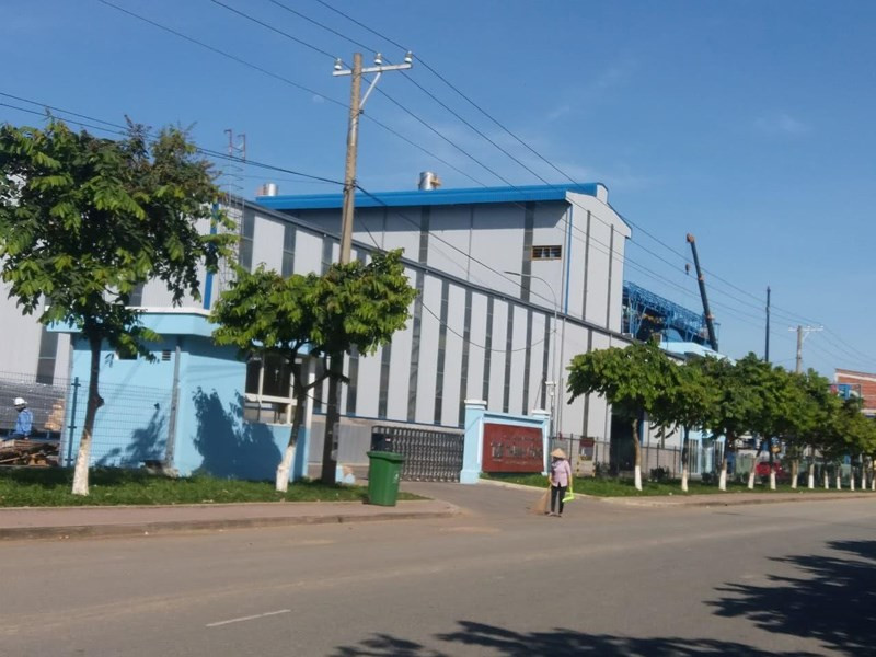 6742131423372155465291706954578605242318848n_urry 4