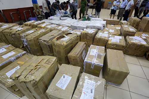 2,5 tấn lá khat bị thu giữ. Ảnh: Bá Đô