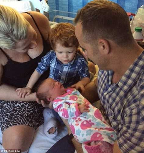 ong-bo-bi-vo-ruot-thua-khien-ung-thu-lay-khap-co-the-hinh-3