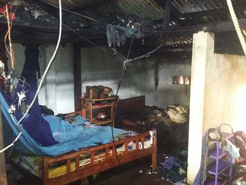 Đốt nhà mẹ ruột vì không xin được tiền trả nợ