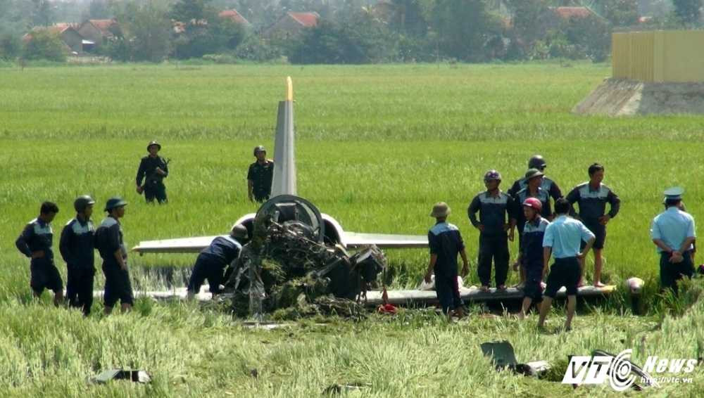 14152113_240860089644739_