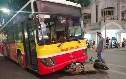 da-xac-dinh-nguyen-nhan-vu-xe-buyt-gay-tai-nan-lien-hoan-o-ha-noi-11-233654