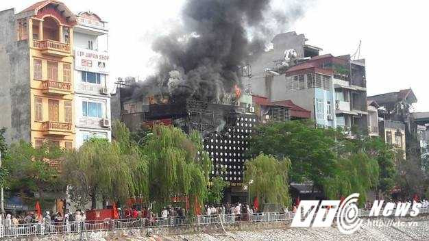 14218078_1810448549186296_539658809_n